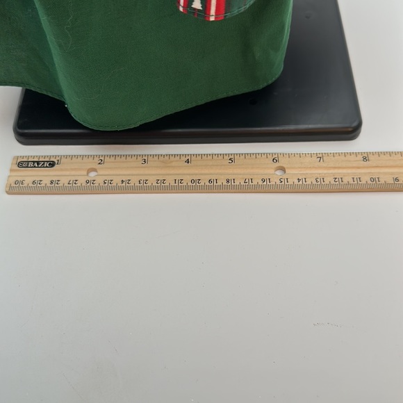 Holiday Creations Mrs. Claus Animated Lighted Christmas Holiday Decoration. - Picture 12 of 17